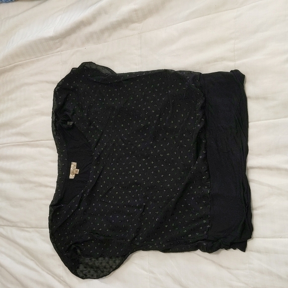 𝅺lavish Black sparkly top with banded waist - Picture 1 of 7